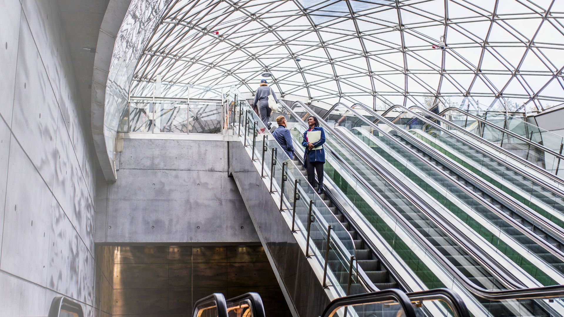 GCR_Medicon Valley_Invest in Skåne_Triangeln Station_16x9_white gradient}